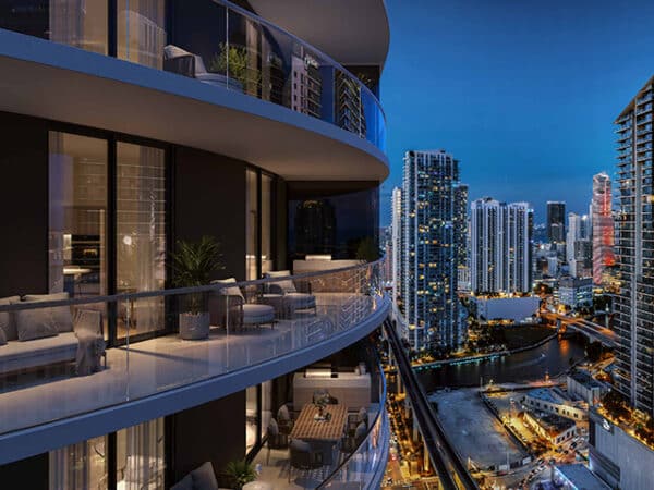 02-One-Twenty-Brickell-Balcony
